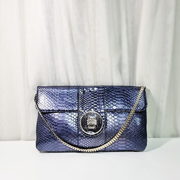 베르수스 체인백