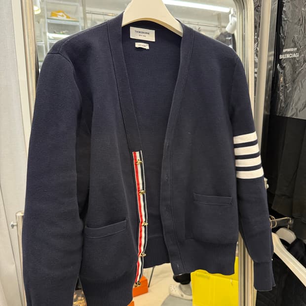 톰브라운 밀라노스티치 금장 가디건 3 