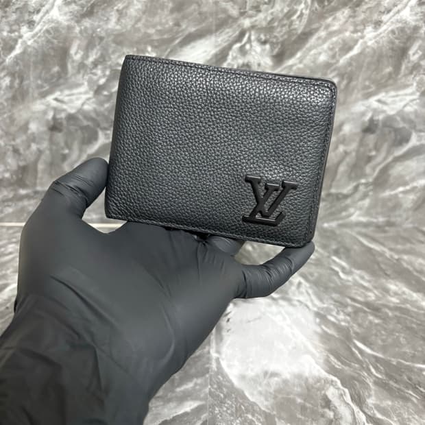 루이비통 에어로그램 반지갑