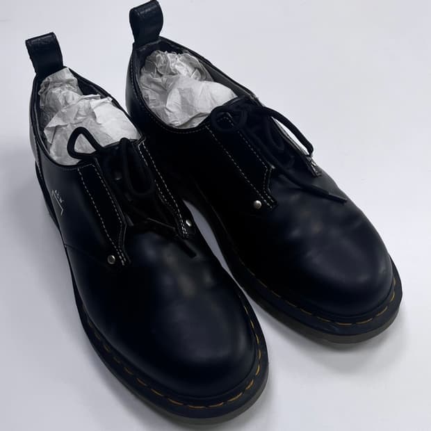 어콜드월x닥터마틴 1461