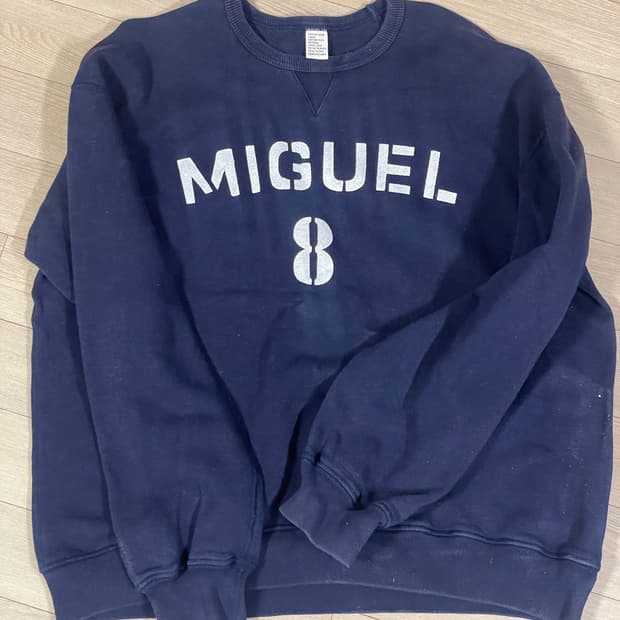 토마스모어 맨투맨 라지