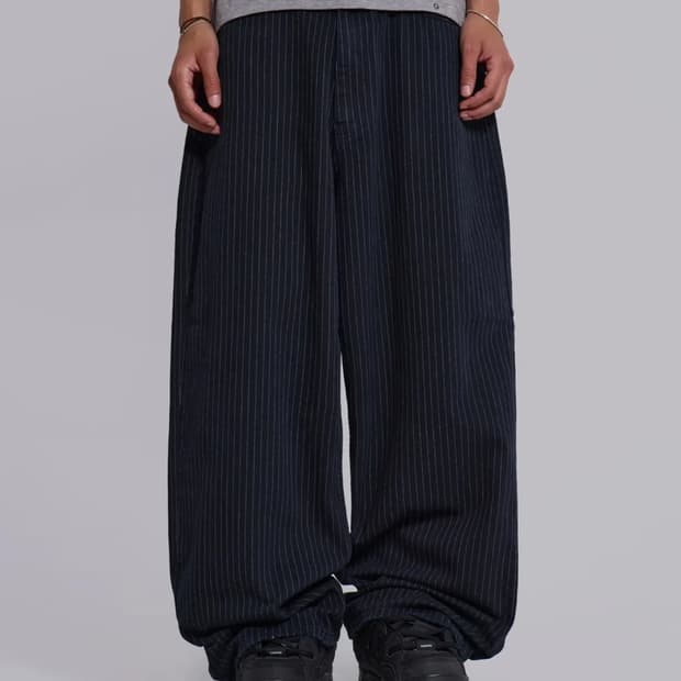 제이디드 런던 블랙 핀 스트라이프