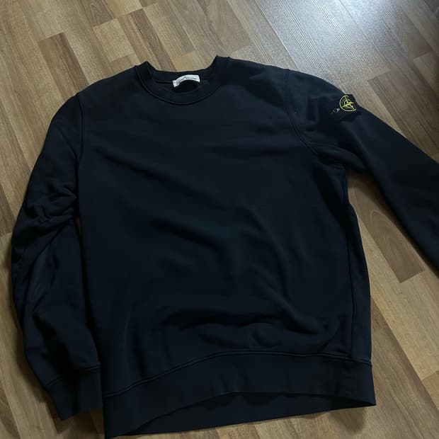 스톤아일랜드 맨투맨