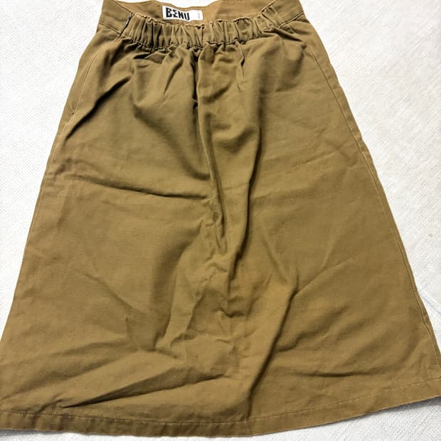 BENU 카키색 스커트