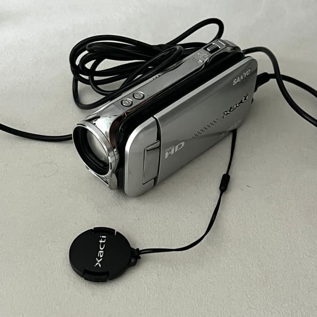 산요 Xacti DMX-GH1 HD 캠코더