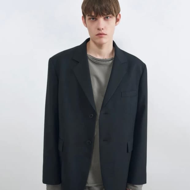 인사일런스 오버사이즈 울 블레이저 