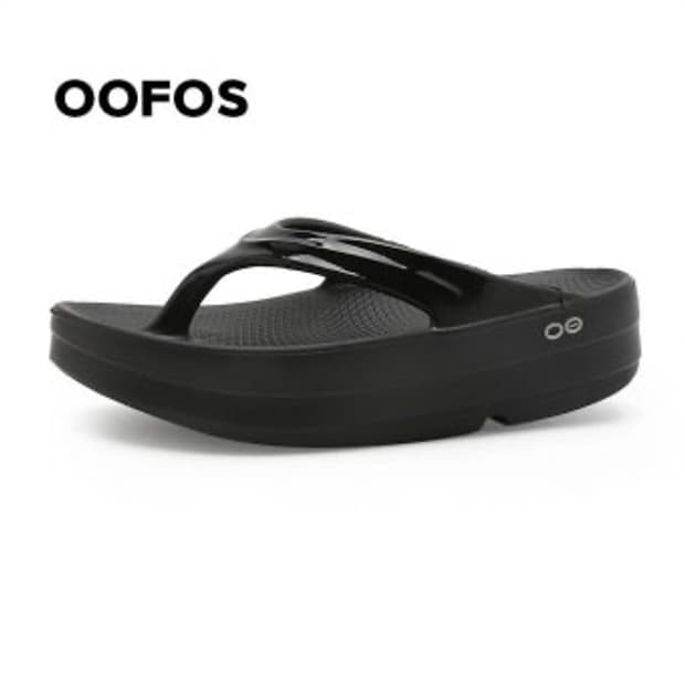 우포스 울랄라 오메가 플랫폼 쪼리 블랙 240