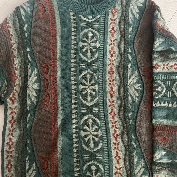 아크릴 울 케이블 니트