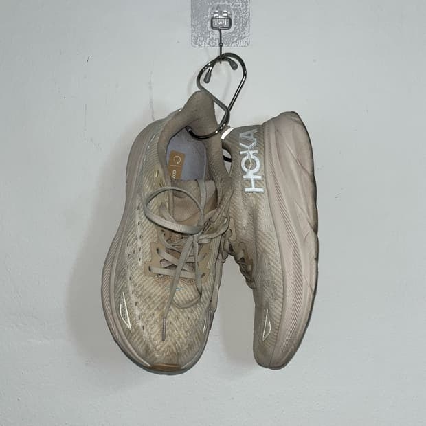 HOKA Clifton 9 running shoes