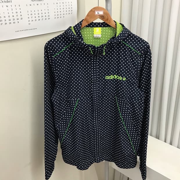 아디다스 도트 바람막이 자켓