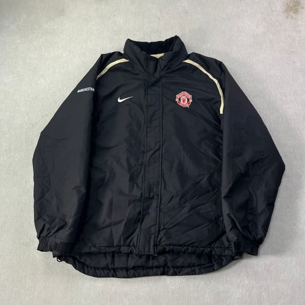 100 나이키x맨유 누빔 바람막이 자켓