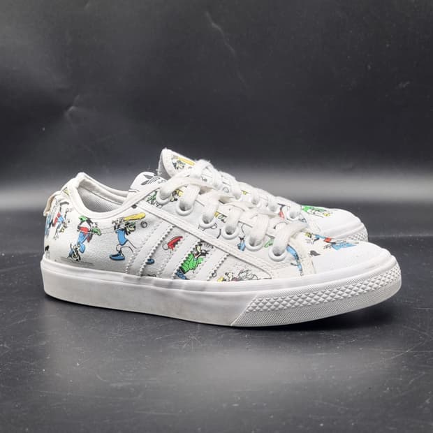 아디다스 니짜 x 디즈니 구피운동화240
