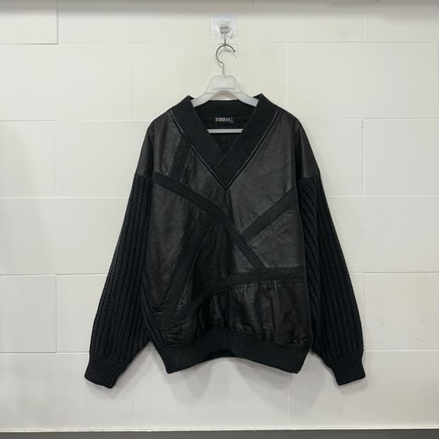 토라스 램스킨 가죽 니트