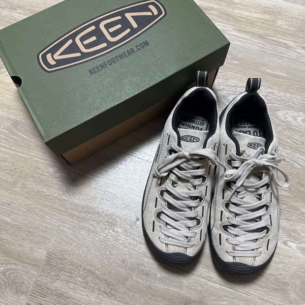 KEEN 킨 재스퍼 아이보리 스니커즈