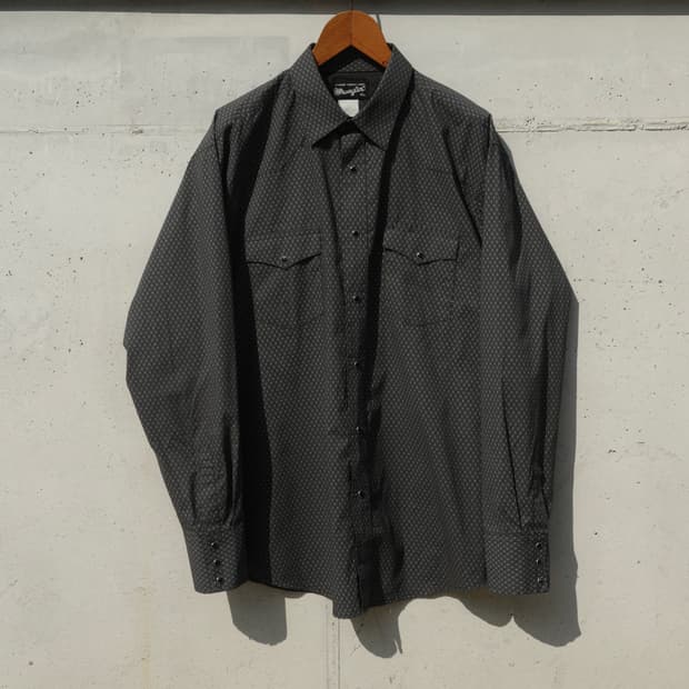 빈티지 Wrangler 다이아몬드 패턴 블랙 펄스냅 웨스턴 셔츠