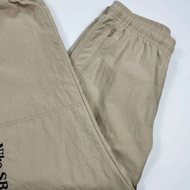 나이키sb 트레이닝 베이지 우븐 조거팬츠 (M)