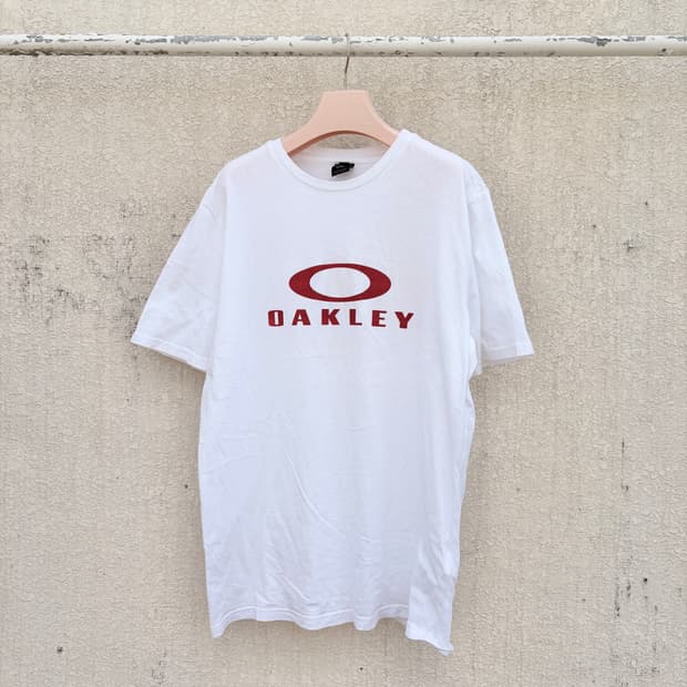 오클리 빅로고 화이트 반팔티(L)