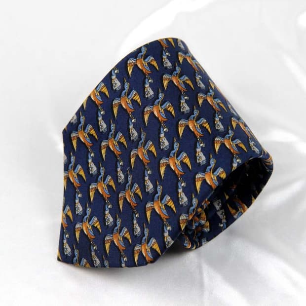 페라가모 9cm A+등급 남자 명품 넥타이