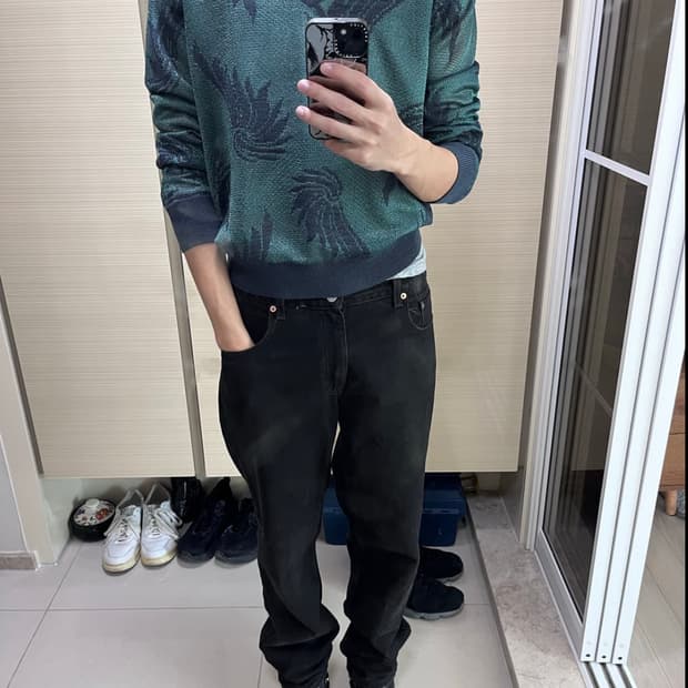 Dries Van Noten 브이넥