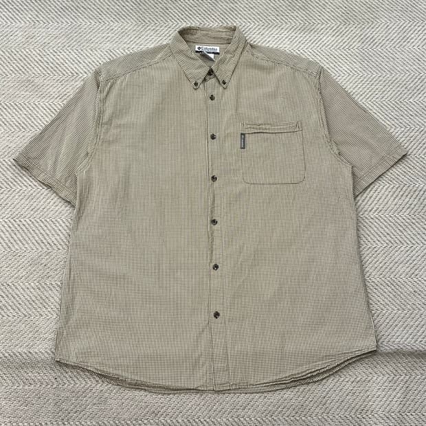 컬럼비아 체크 하프셔츠 r3787