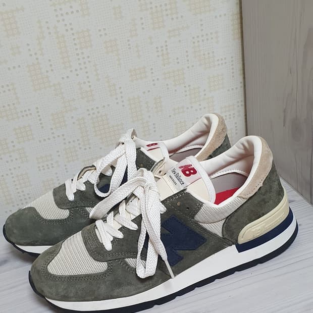 [260] 뉴발란스 990v1 올리브 260사이즈 판매 