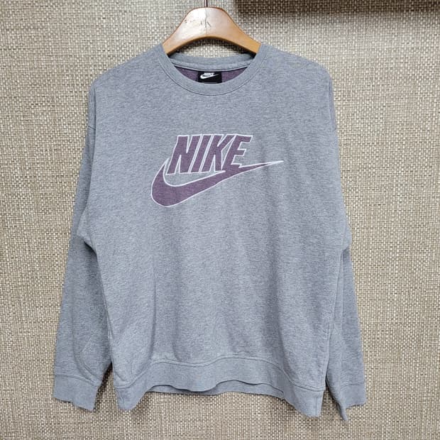 L 100사이즈 나이키 맨투맨