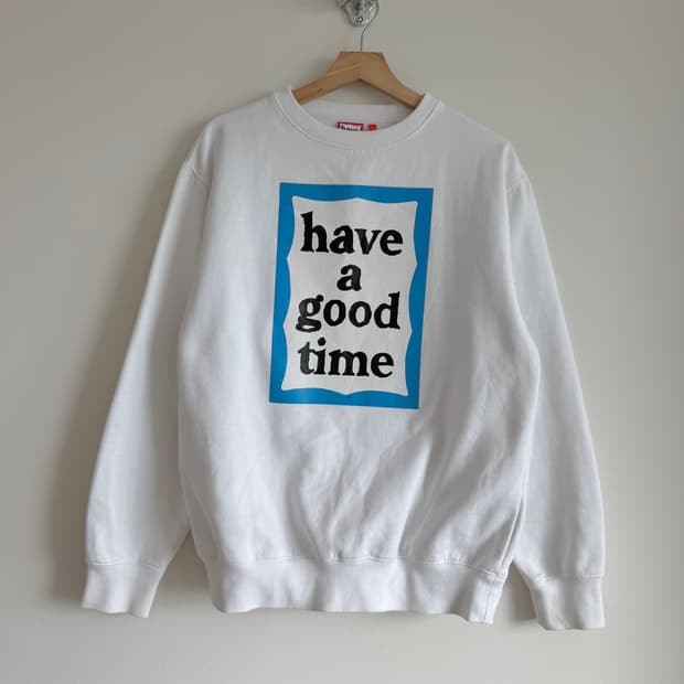 해브어굿타임(have a good time) 스웻 셔츠