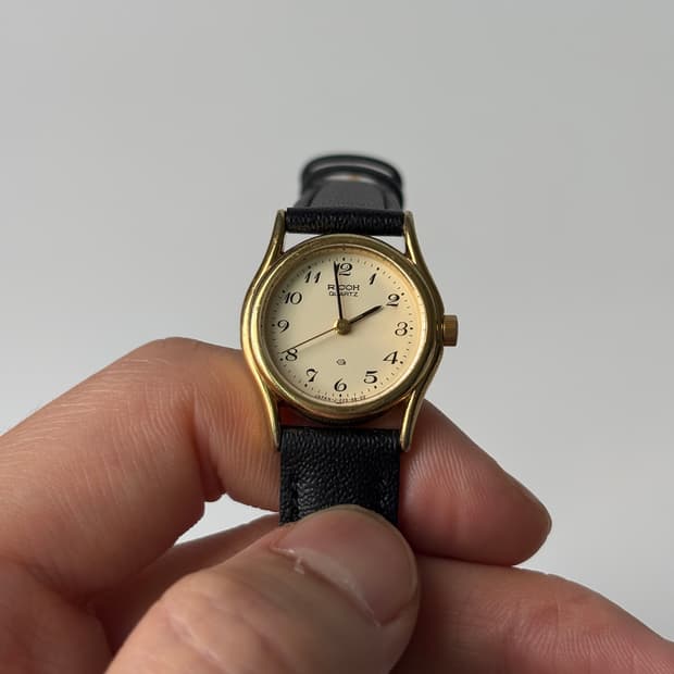 1980s Gold Arabic Index Ladies Riquartz