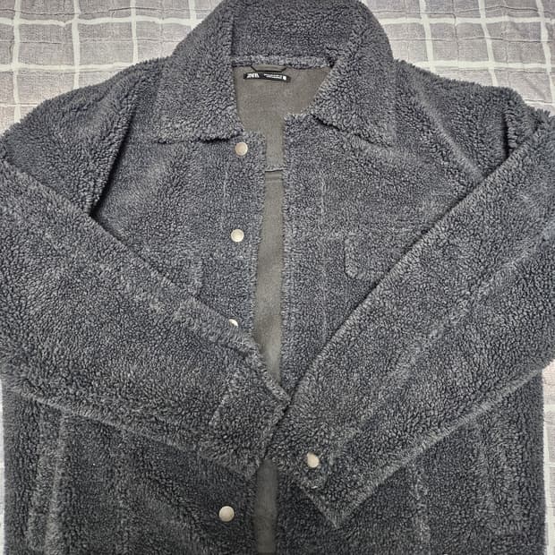 자라 털자켓 M사이즈 95~100정도