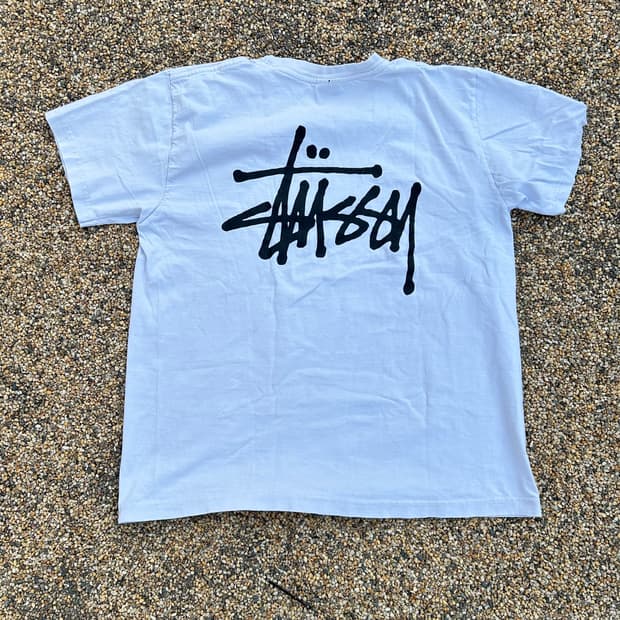 스투시(Stussy) 화이트 로고 반팔티