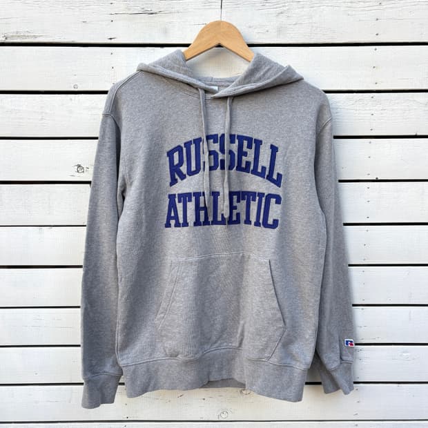 Russell 러셀 후드티