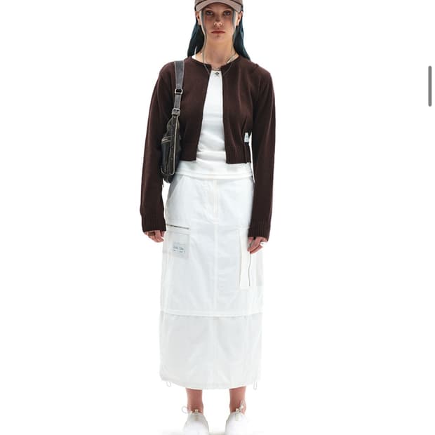 마뗑킴 NYLON MIX POCKET MAXI SKIRT IN WHITE