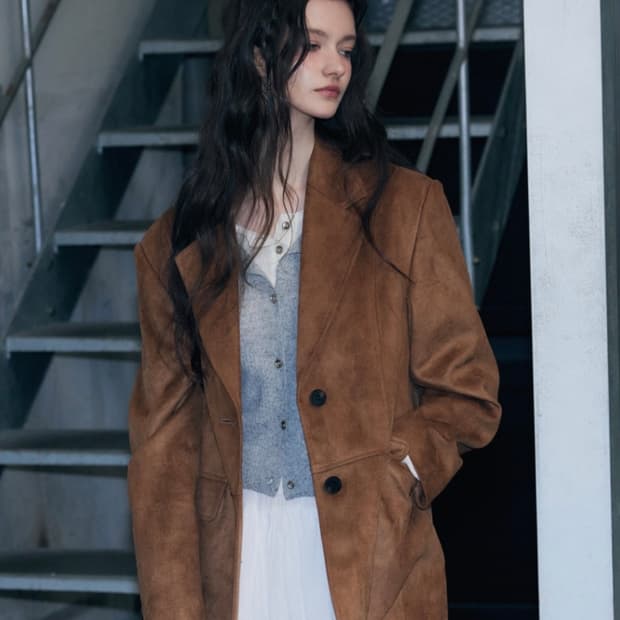 (새상품) 레더리 디바이드 싱글 스웨이드 블레이저 [CAMEL BROWN