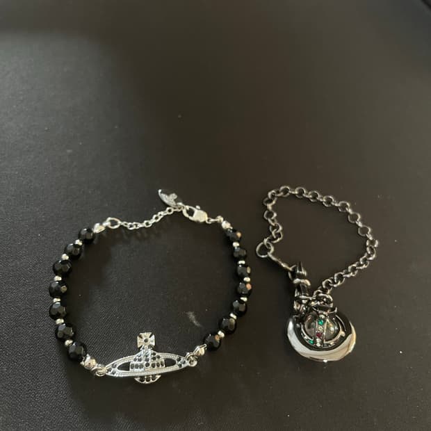 비비안 팔찌도 안쓰는거 다 판매합니다 1개당 가격