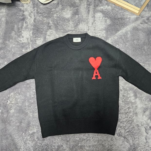 AMI 하트 로고 니트 블랙 m사이즈