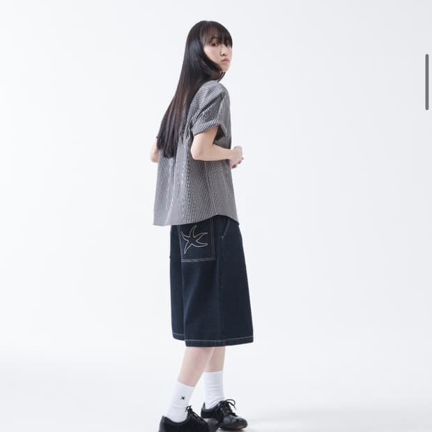 더콜디스트모먼트 버뮤다 반바지