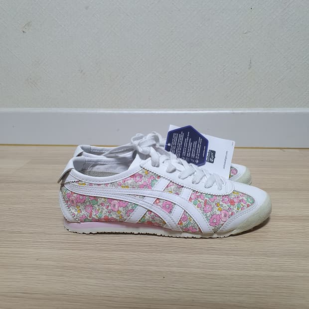 오니츠카타이거 멕시코66 코튼 캔디 235