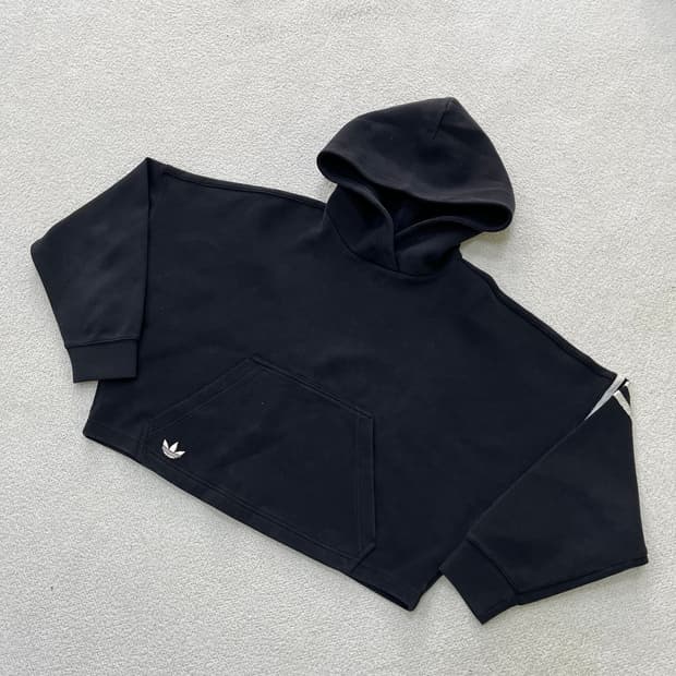 L 아디다스 여성 크롭 후드티 0324M