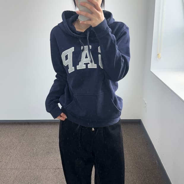 Gap 갭 그레이 로고 네이비 후드티