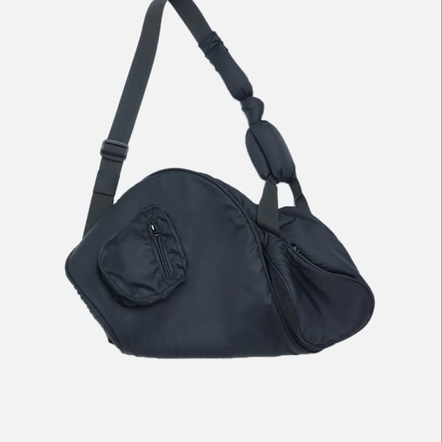 에이시넥틱스 DISTORTED BAG 구합니다!