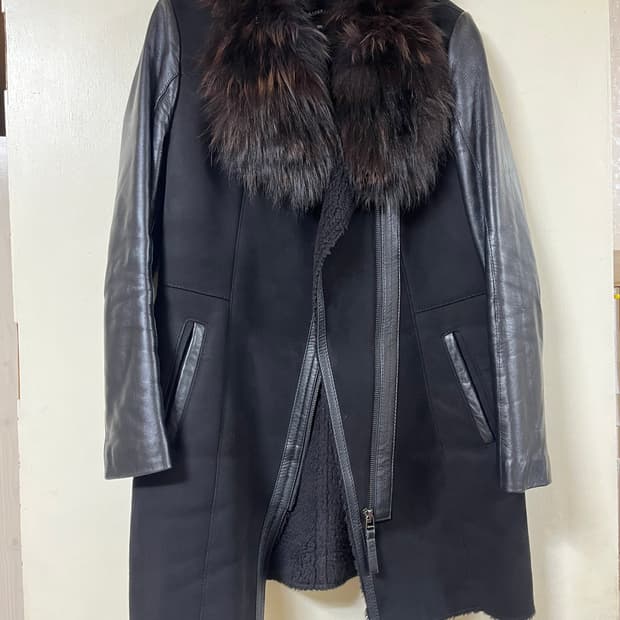 인조 무스탕 반코트 블랙 (기모O, 털 탈부착 X)