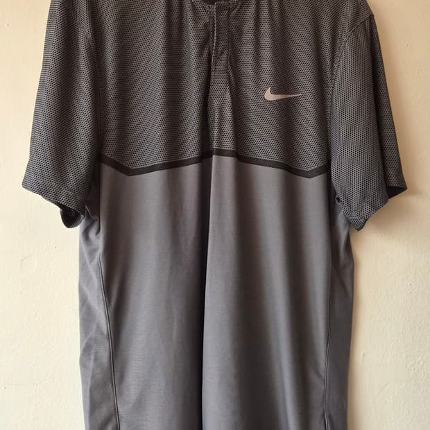 나이키골프  남성 골프 드라이핏 반팔티셔츠
