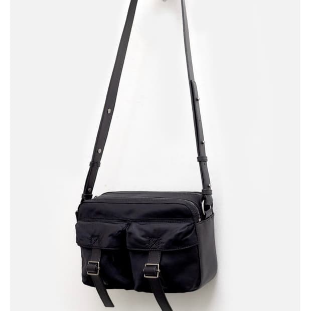 유스 카메라백 새상품