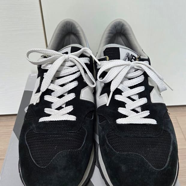뉴발란스 990v1 블랙 280
