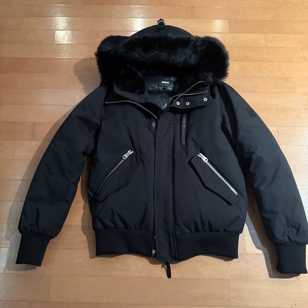 맥케이지 딕슨 블랙