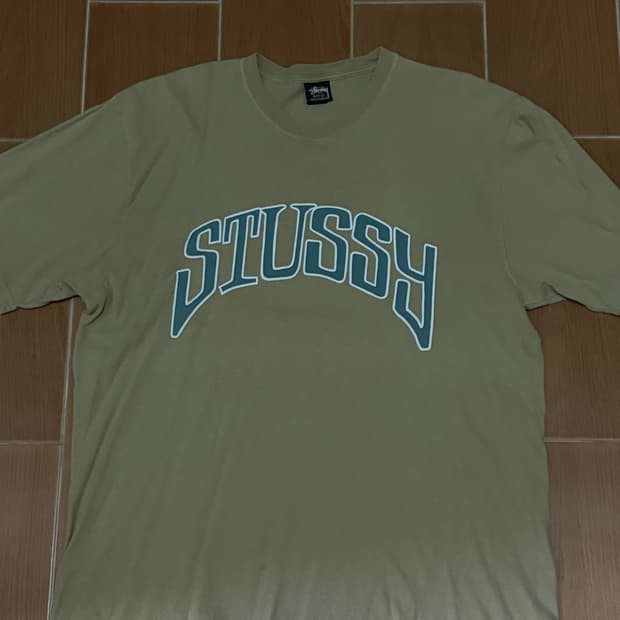 Stussy 아치고로 반팔 티셔츠