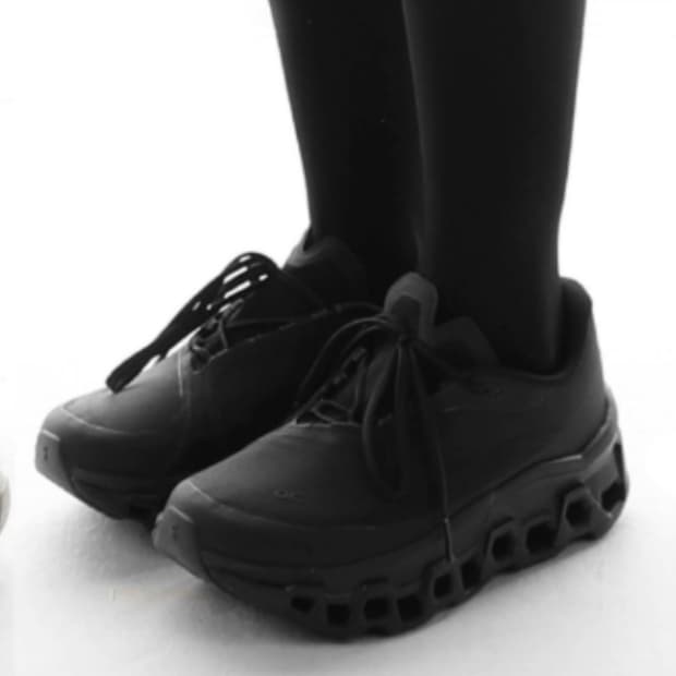 온 러닝 x 포스트 아카이브 팩션 클라우드몬스터 2 쏜 브라운