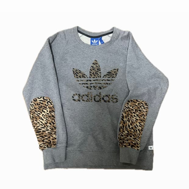 아디다스 호피 레오파드 맨투맨