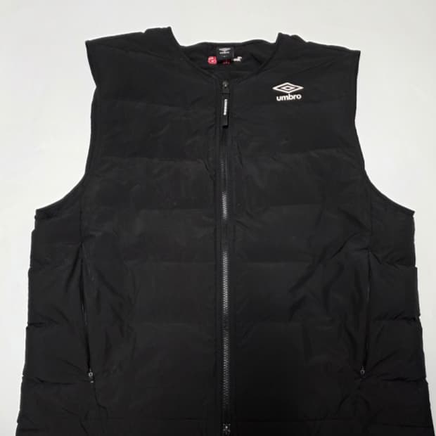 Umbro 블랙 오리털 패딩 조끼 95 (실측 66/60)