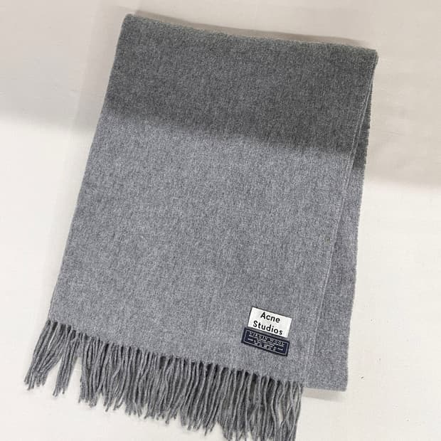 아크네 스튜디오 머플러